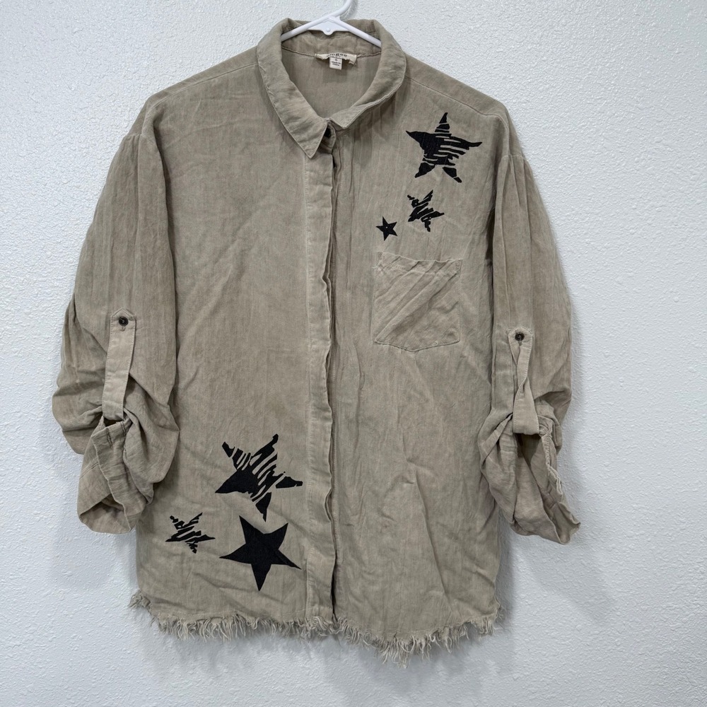 Umgee USA‎ Women's Khaki Star Print Distressed Button Up Shirt Size S